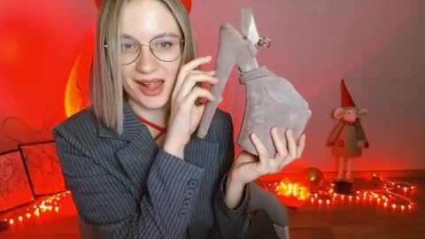 Michelle  online show from 11, 1, 2025