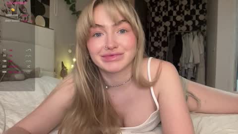 my fansly Charming daisy              My Wishlist  for new toys     online show from 8, 1, 2026