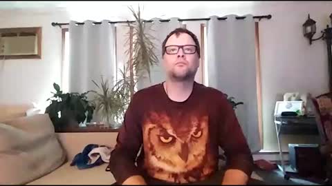 Snapshot of charmingatom chatting on 12, 10, 2025 charmingatom online show from 12, 10, 2025