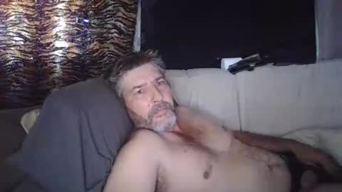 Snapshot of charmingcroat chatting on 16, 2, 2025 charmingcroat online show from 16, 2, 2025