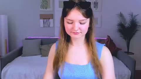 Im Eva online show from 12, 6, 2026
