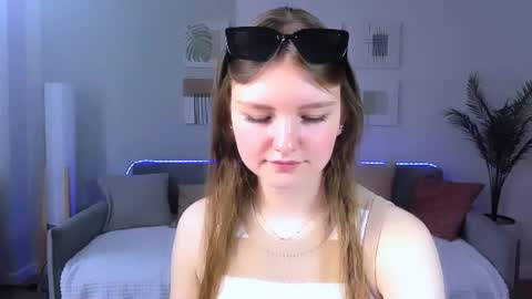 Im Eva online show from 24, 6, 2026