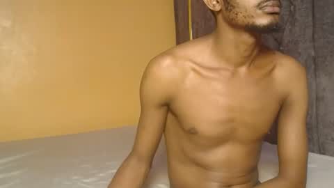 charmleo online show from 25, 4, 2026