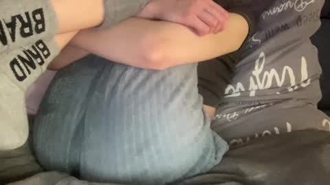 Vicky online show from 12, 1, 2025