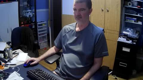 wanaBeYourToy online show from 19, 12, 2025