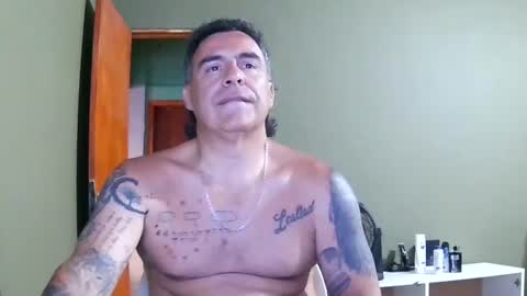 Snapshot of chato012 chatting on 5, 1, 2025 chato012 online show from 5, 1, 2025