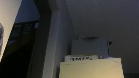 chaturbatordeluxe online show from 22, 12, 2025