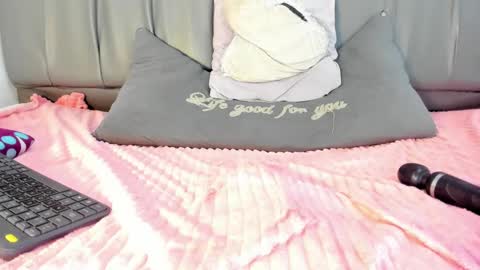 Cherlyn online show from 6, 2, 2025