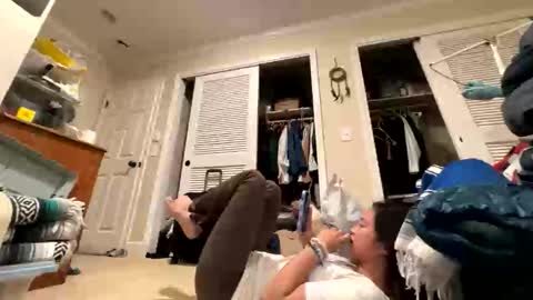 Snapshot of chellybear101 chatting on 8, 11, 2025 chellybear101 online show from 8, 11, 2025