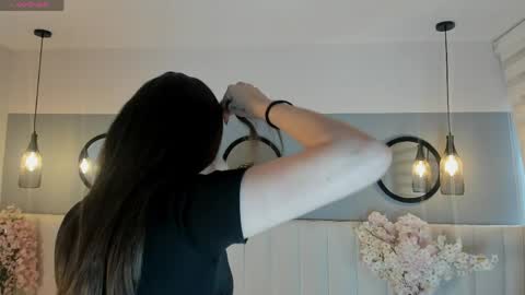 chelsea_bolton_ online show from 9, 4, 2026