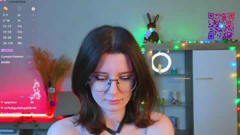 Mona online show from 1, 2, 2025