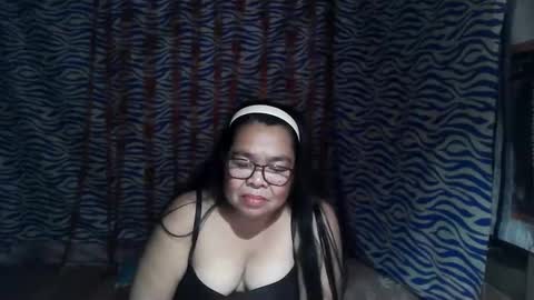 chenita_kits online show from 25, 2, 2026