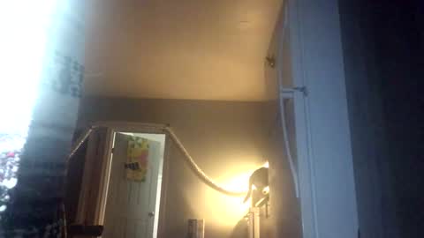 Snapshot of chenovich chatting on 27, 11, 2025 chenovich online show from 27, 11, 2025