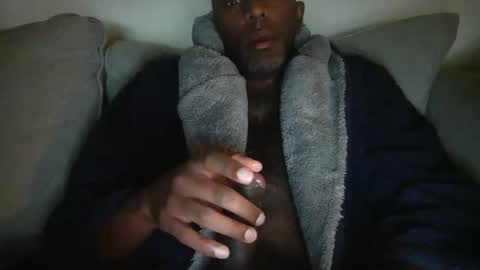 Snapshot of chenthu1979 chatting on 4, 4, 2026 chenthu1979 online show from 4, 4, 2026