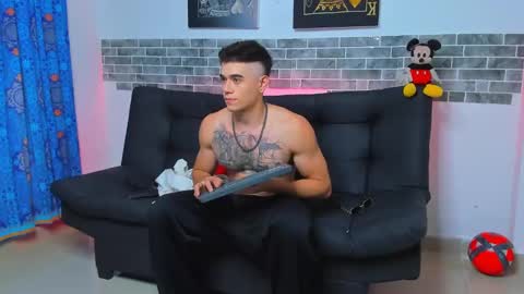 Snapshot of chepe_fit chatting on 24, 1, 2025 chepe vause online show from 24, 1, 2025