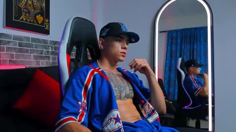 Snapshot of chepe_fit chatting on 6, 3, 2025 chepe vause online show from 6, 3, 2025