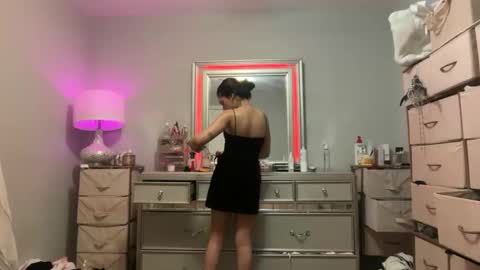 cherliecarmen online show from 13, 12, 2025