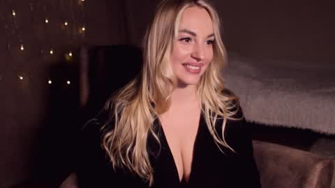 CherryBomb online show from 19, 1, 2025