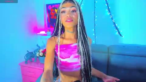 Snapshot of cherry_gate chatting on 17, 6, 2026 cherry_gate online show from 17, 6, 2026