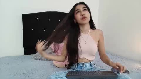 Snapshot of cherry_nami chatting on 25, 2, 2026 Nami online show from 25, 2, 2026