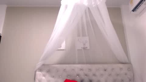 Anna online show from 25, 1, 2025