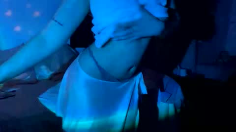 cherryhoneygirl online show from 17, 9, 2025