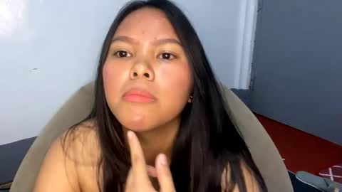 Snapshot of cherrynovax chatting on 4, 6, 2026 Bella online show from 4, 6, 2026
