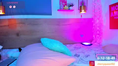 Snapshot of cherryyquen chatting on 19, 6, 2026 Cherry Queen online show from 19, 6, 2026