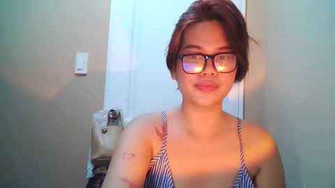 Snapshot of chesca_sweetie chatting on 4, 2, 2026 chesca online show from 4, 2, 2026