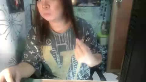 chescahotxxxl online show from 6, 1, 2025