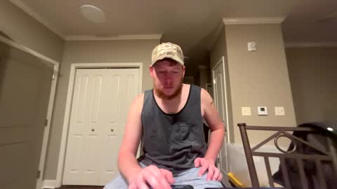 Snapshot of chevycamaro1978 chatting on 14, 2, 2025 chevycamaro1978 online show from 14, 2, 2025