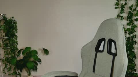 Bella online show from 2, 4, 2026