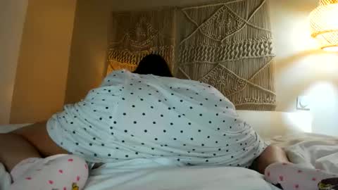 Snapshot of chillwithcamii chatting on 28, 2, 2026 yoursensualparadise online show from 28, 2, 2026