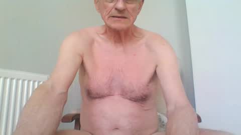 chipper341596 online show from 8, 3, 2025