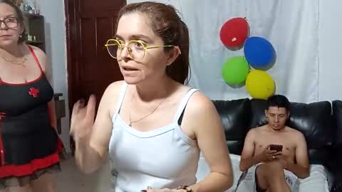 chiquitahot69 online show from 19, 12, 2025