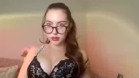 Snapshot of chitos_89 chatting on 29, 10, 2025 chitos_89 online show from 29, 10, 2025