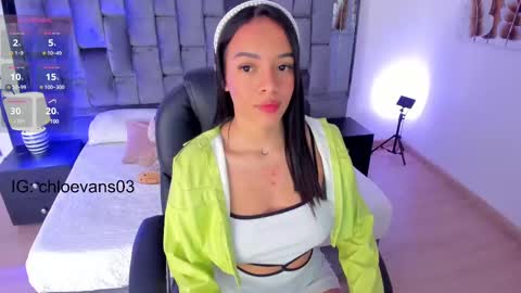 Chloe online show from 7, 3, 2025