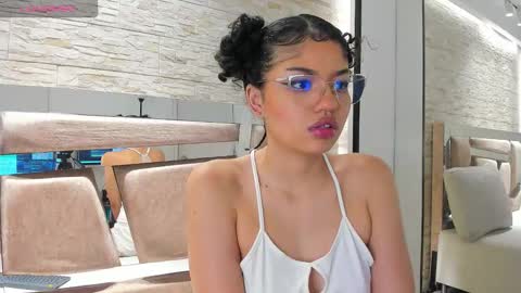 chloe online show from 14, 12, 2025