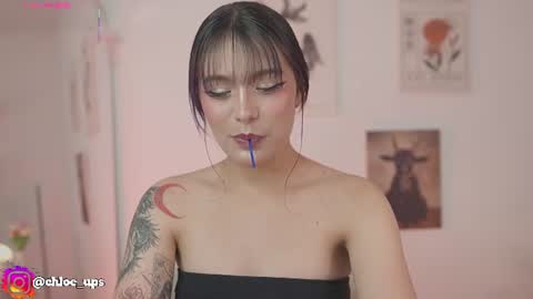 Chloe  online show from 27, 6, 2026