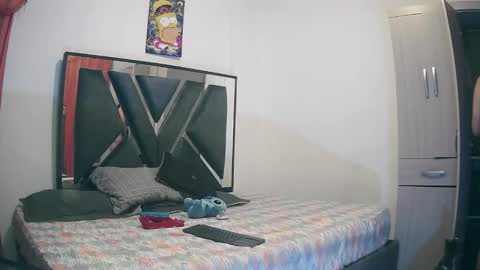 Chloe and Danna online show from 1, 10, 2025