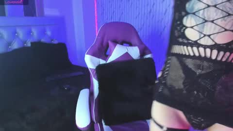 chloe_jacksonn online show from 6, 10, 2025