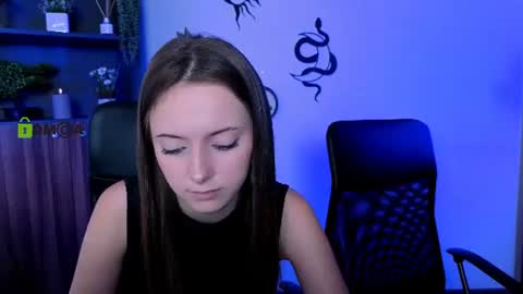 chloe_ley online show from 8, 7, 2026