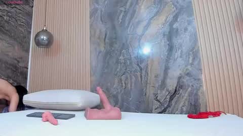  CHLOE  online show from 25, 9, 2025