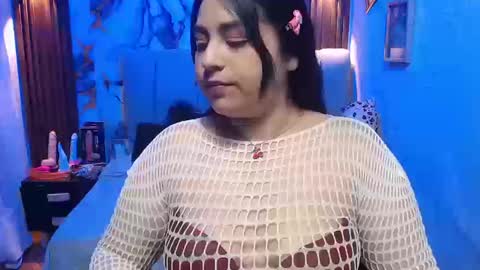 chloe_smith5 online show from 20, 3, 2026