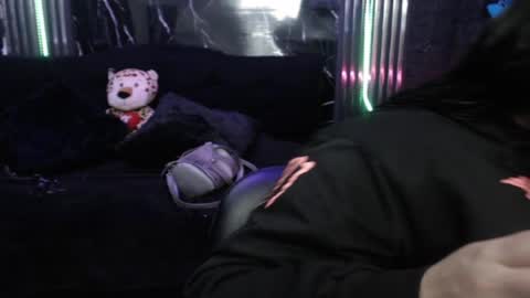 chloe_smith5 online show from 2, 4, 2026