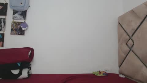 Chloe  online show from 13, 11, 2025