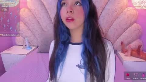   online show from 28, 1, 2025