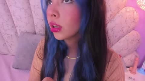   online show from 8, 2, 2025