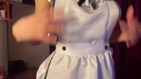 chloe online show from 25, 2, 2026