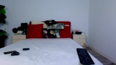 Chloe online show from 2, 4, 2026